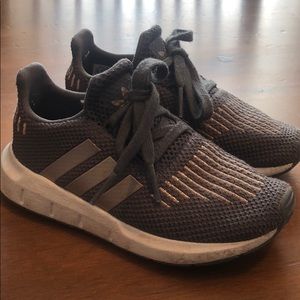 Adidas Swift Run